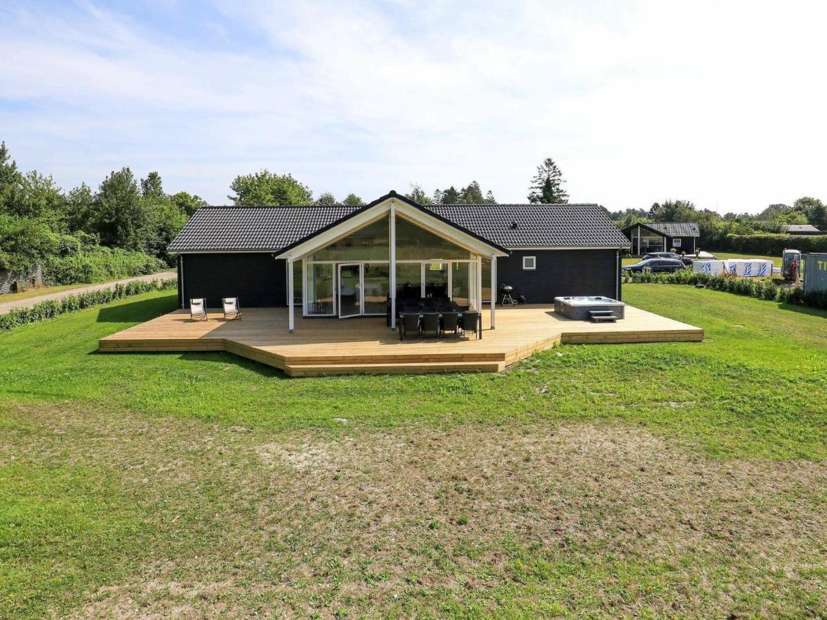 14 Person Holiday Home In V Ggerl Se Bøtø By Εξωτερικό φωτογραφία